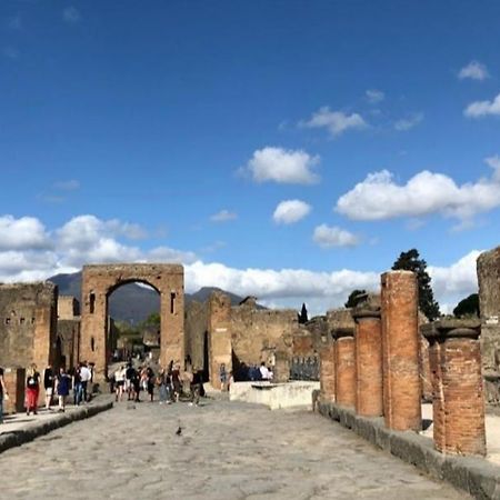 Dreams Pompei Bed & Breakfast Torre Annunziata Exterior photo